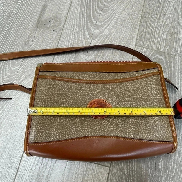 Vintage Dooney & Bourke cross  body bag - Picture 8 of 13